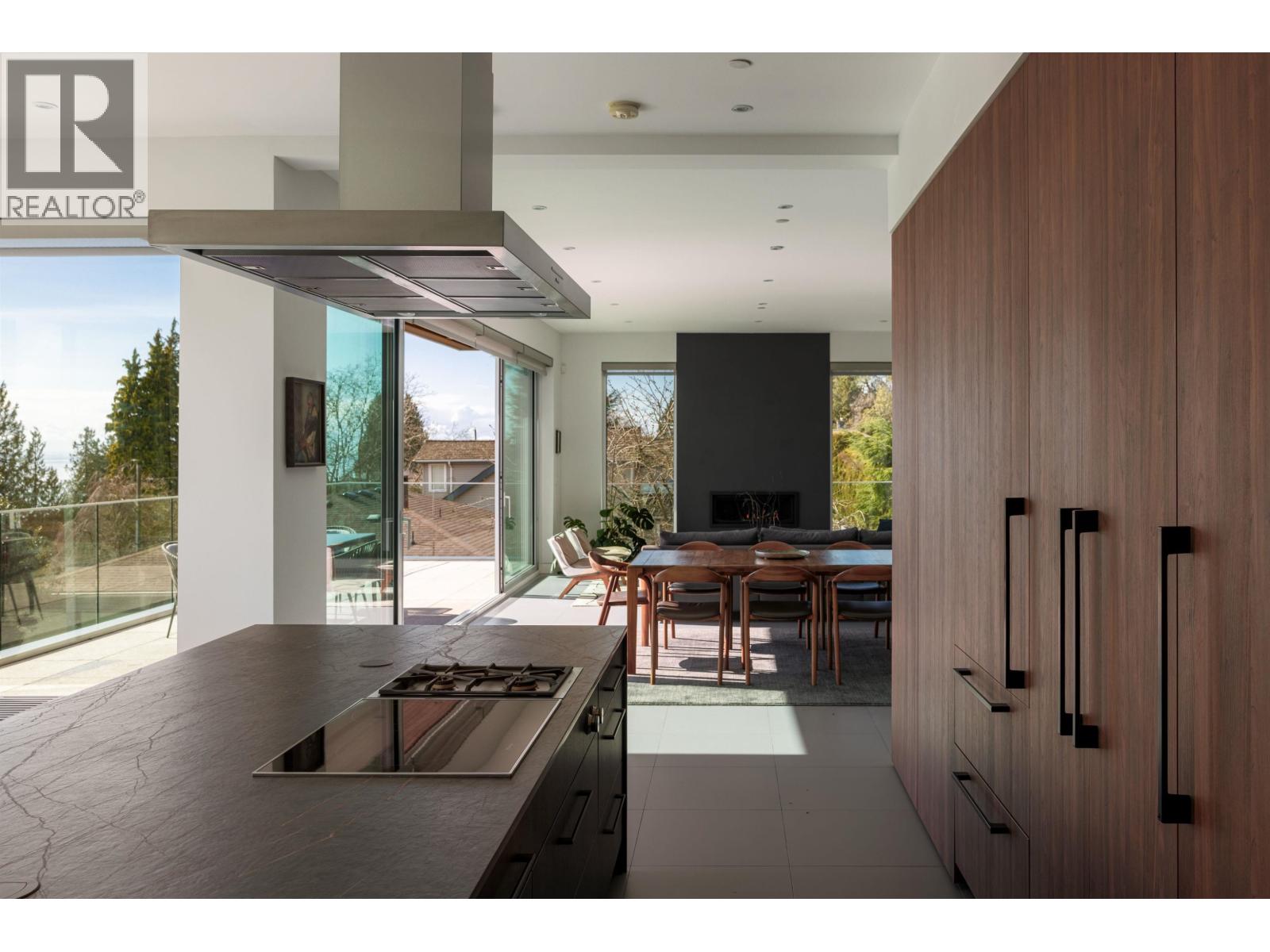 1715 22nd Street, West Vancouver, British Columbia  V7V 4E4 - Photo 13 - R3088686