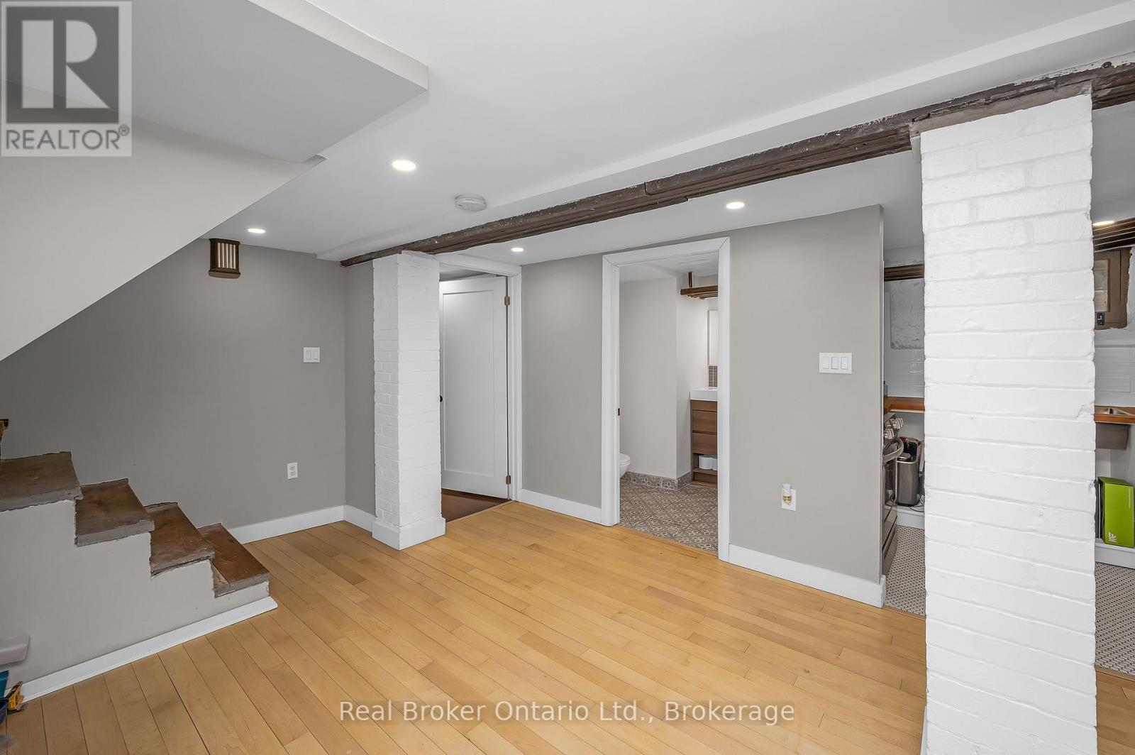 77 Proctor Boulevard, Hamilton, Ontario  L8M 2M5 - Photo 35 - X12850152