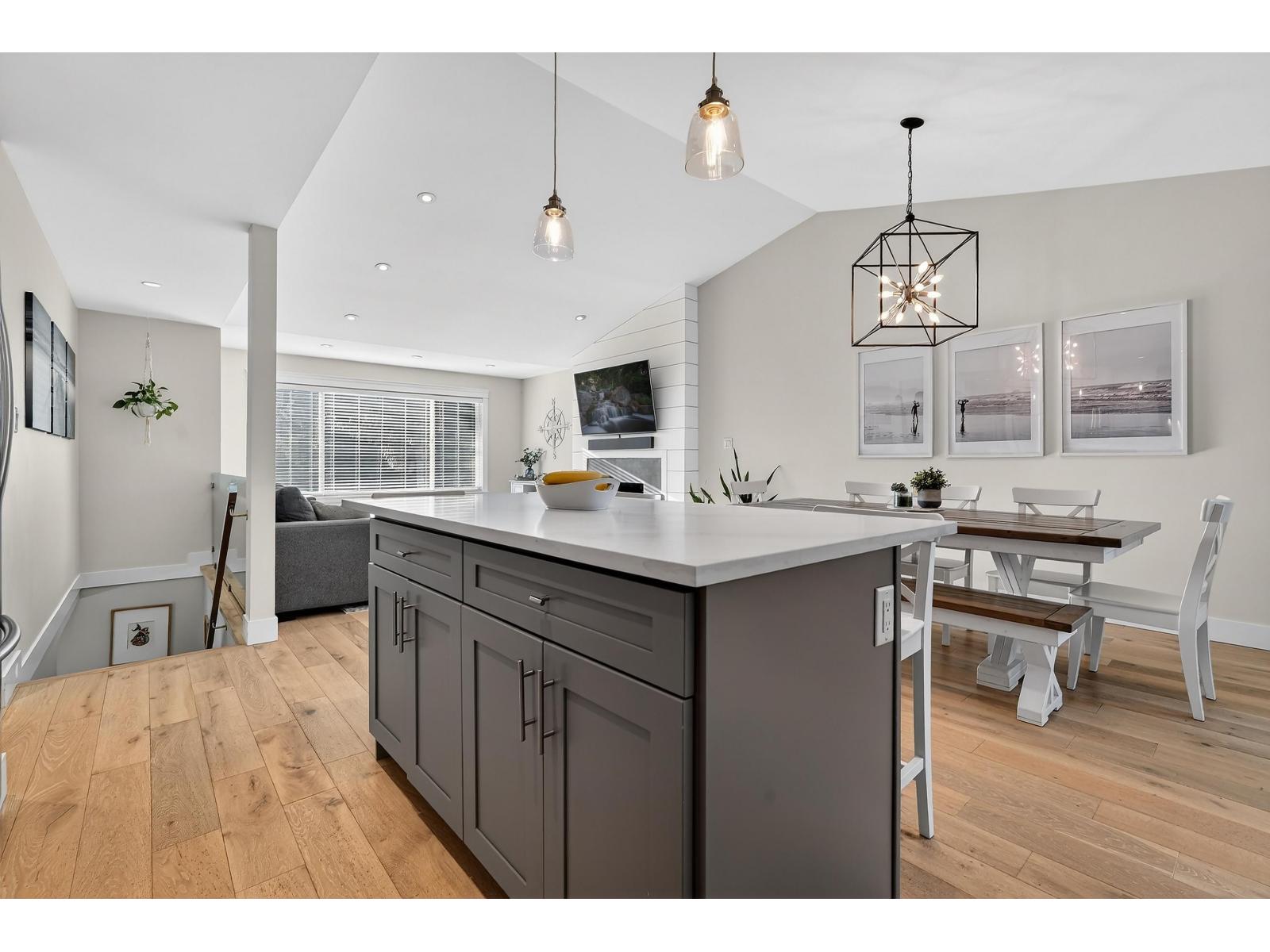 20231 46 Avenue, Langley, British Columbia  V3A 5K3 - Photo 8 - R3096267