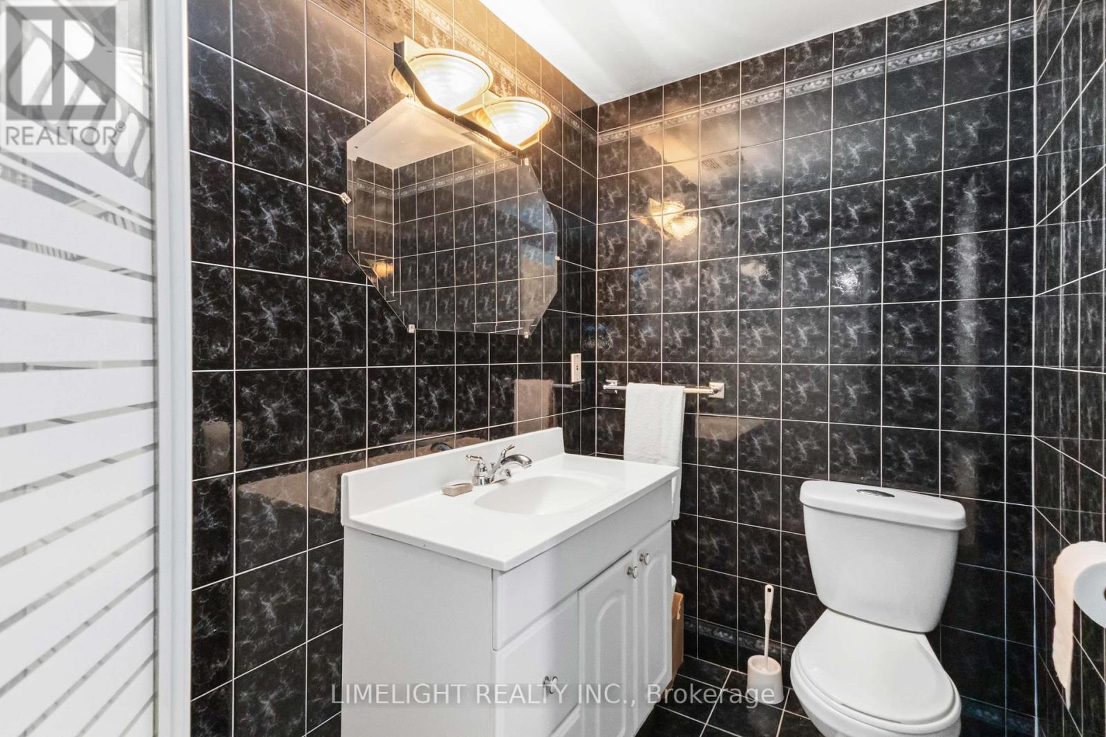 61 Julia Court, London East, Ontario  N5V 4X1 - Photo 24 - X12849940