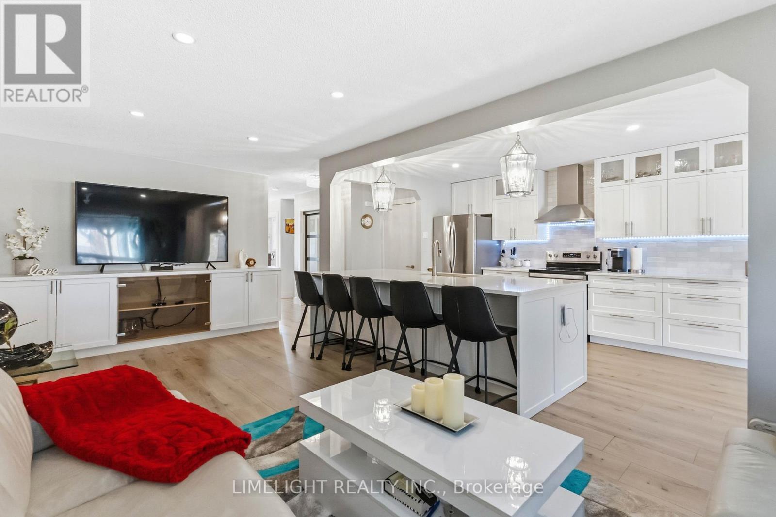 61 Julia Court, London East, Ontario  N5V 4X1 - Photo 5 - X12849940