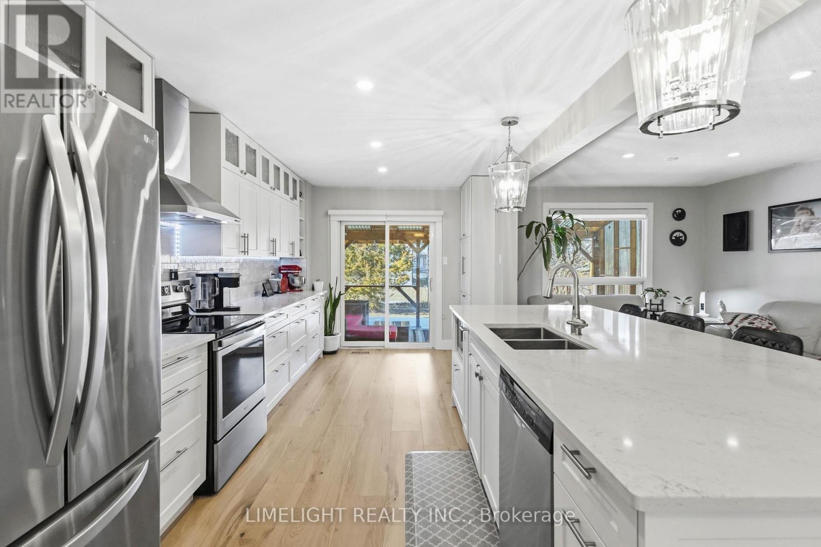 61 Julia Court, London East, Ontario  N5V 4X1 - Photo 9 - X12849940