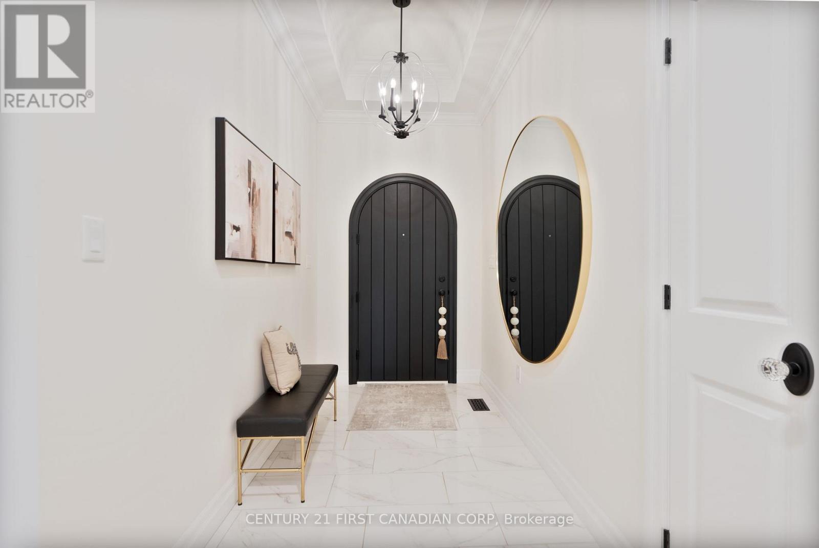 161 Collins Way, Strathroy-Caradoc, Ontario  N7G 3H3 - Photo 4 - X12850026