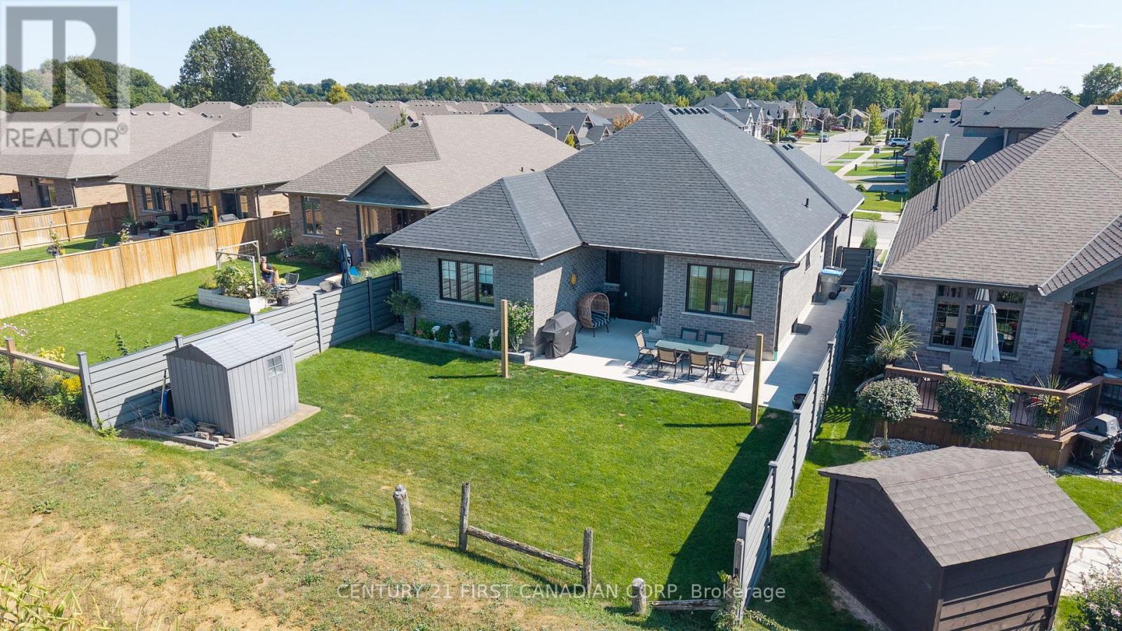 161 Collins Way, Strathroy-Caradoc, Ontario  N7G 3H3 - Photo 43 - X12850026