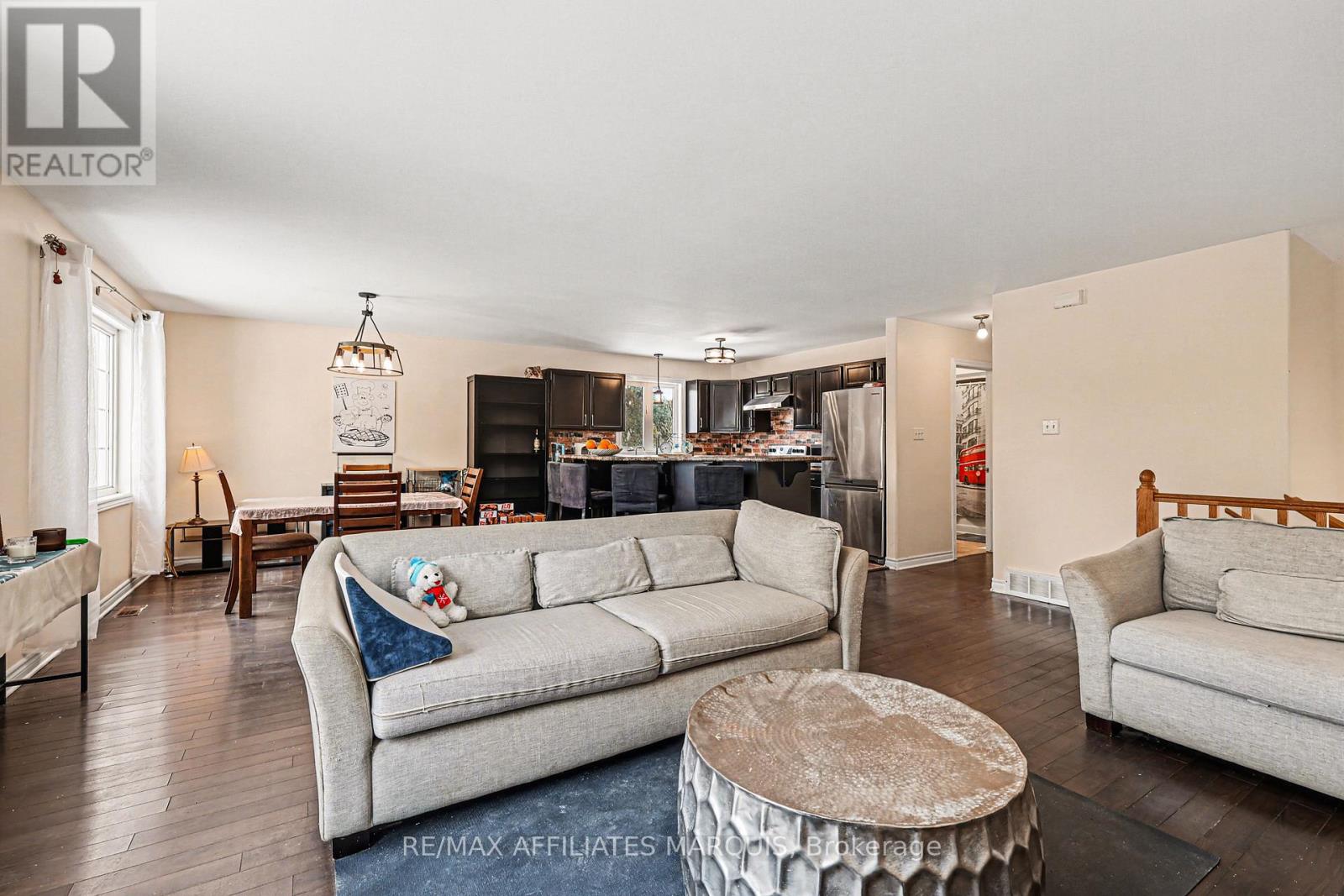 2135 Rosedale Road N, Montague, Ontario  K7A 4S4 - Photo 7 - X12849908