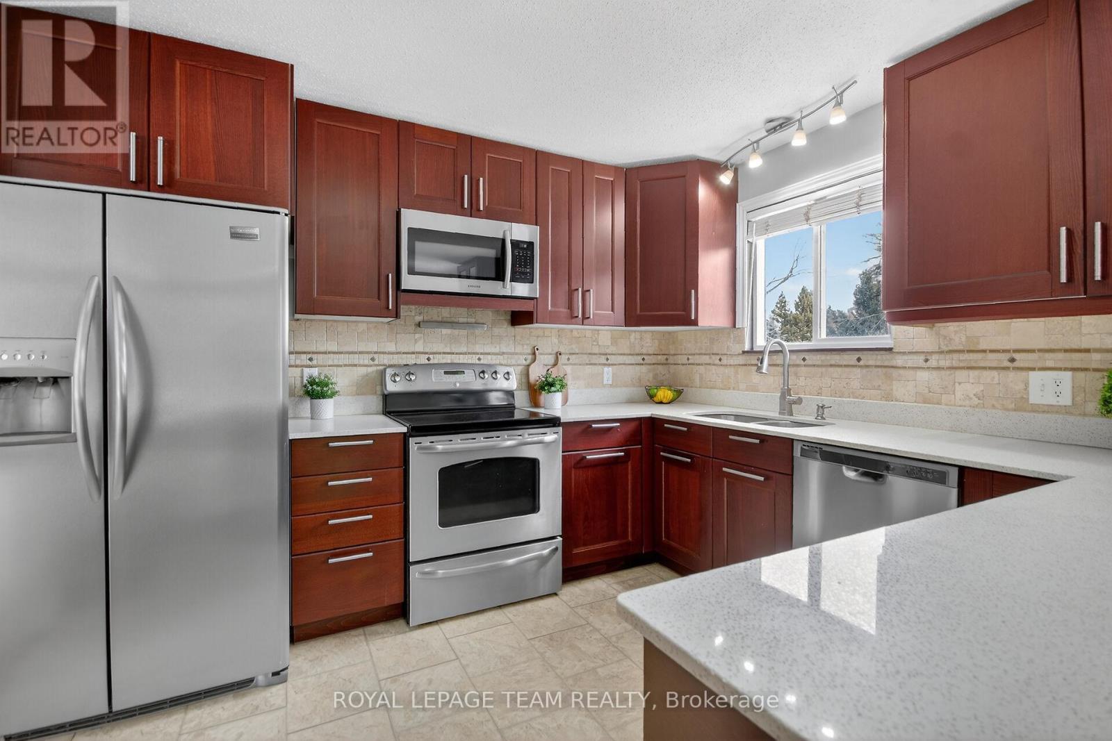 3333 White Spruce Street, Ottawa, Ontario  K0A 2W0 - Photo 12 - X12850032