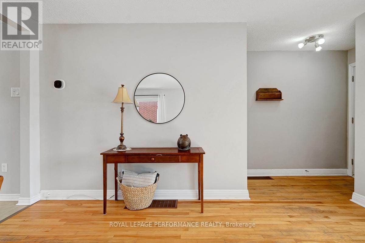 321 Donald Street, Ottawa, Ontario  K1K 1M4 - Photo 2 - X12850072