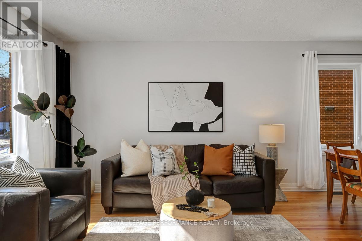 321 Donald Street, Ottawa, Ontario  K1K 1M4 - Photo 4 - X12850072