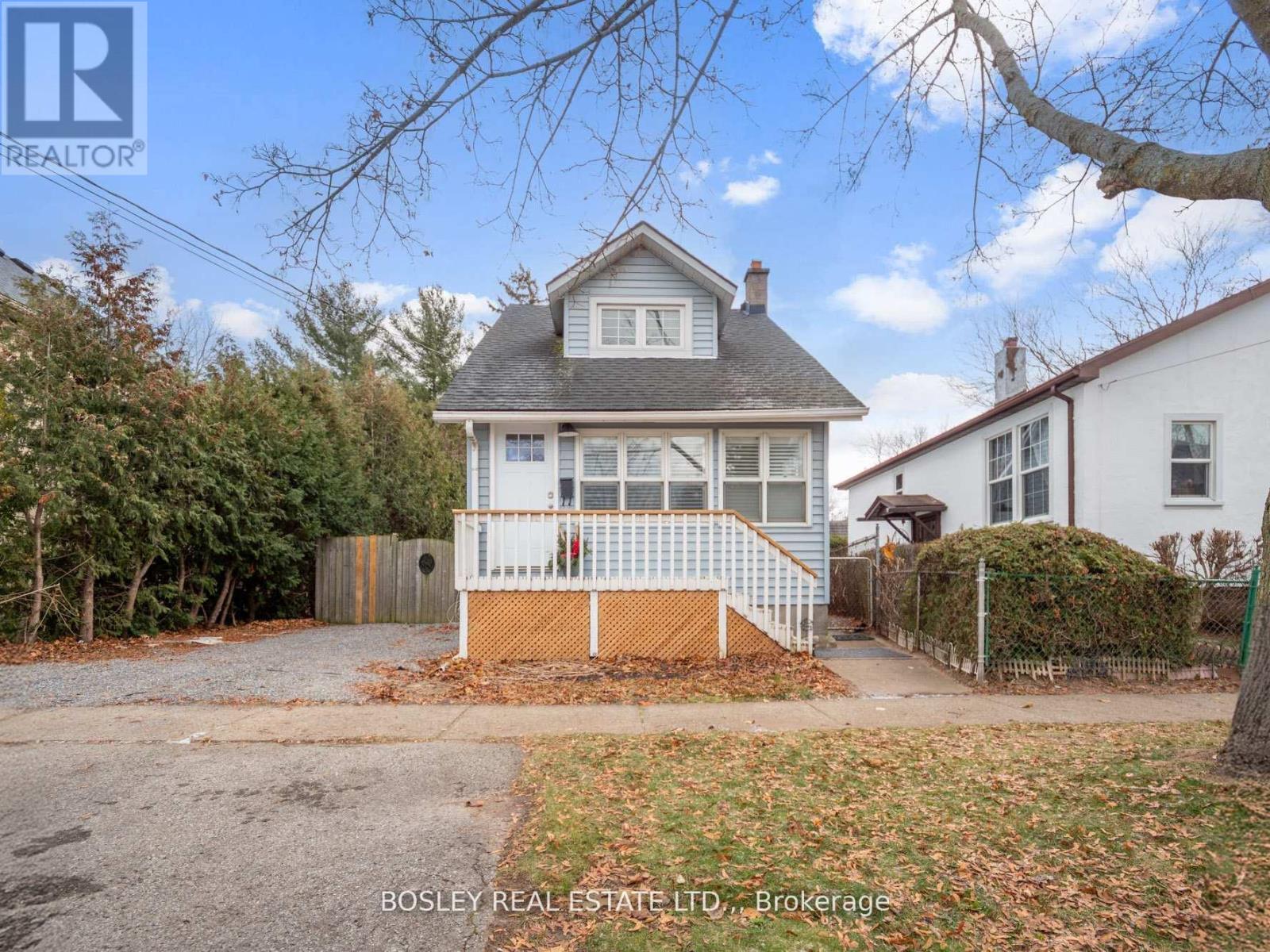 18 Michigan Avenue, St. Catharines, Ontario  L2N 4G8 - Photo 30 - X12849926