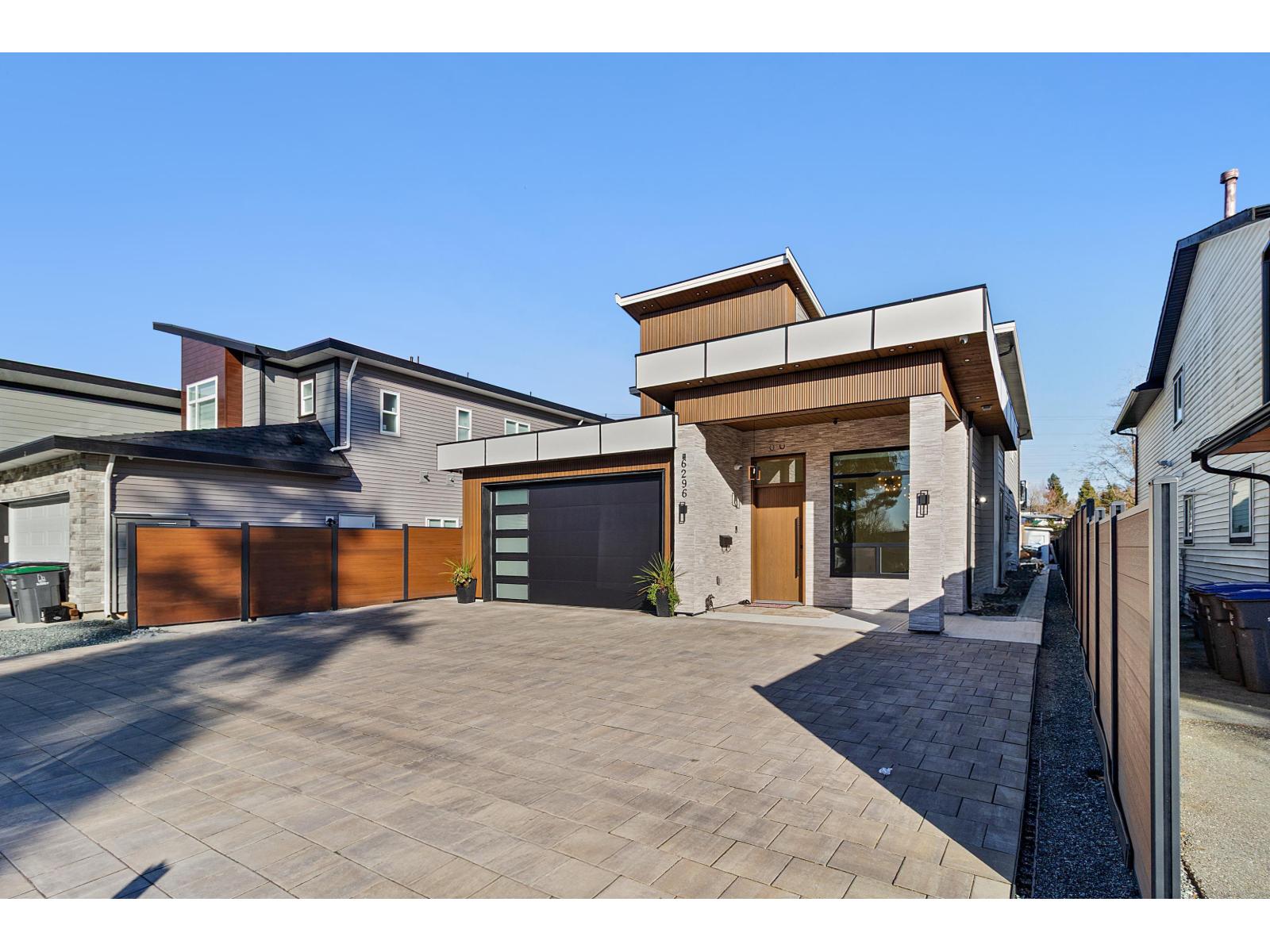 6296 181a Street, Surrey, British Columbia  V3S 4M4 - Photo 2 - R3096388