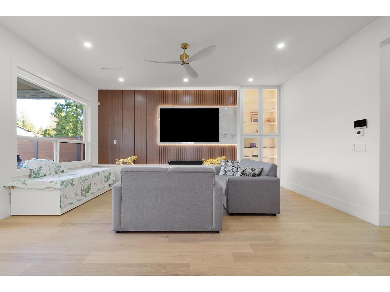 6296 181a Street, Surrey, British Columbia  V3S 4M4 - Photo 3 - R3096388