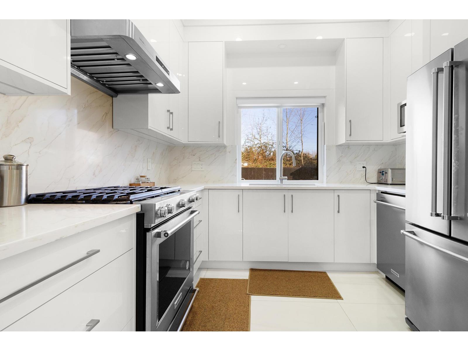 6296 181a Street, Surrey, British Columbia  V3S 4M4 - Photo 12 - R3096388