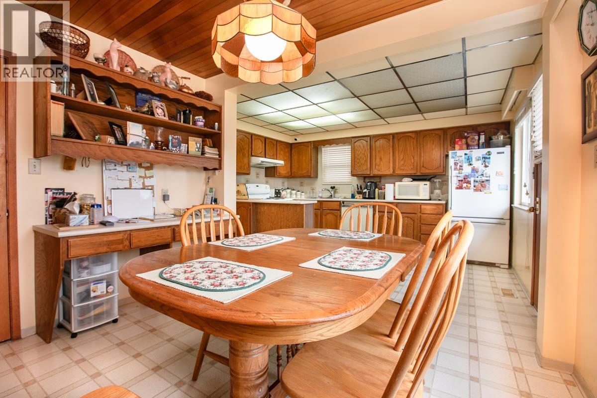 2435 E 49th Avenue, Vancouver, British Columbia  V5S 1J3 - Photo 12 - R3096333