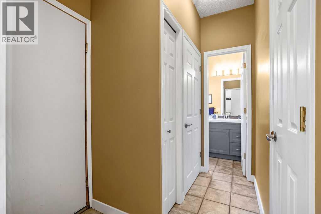 30 Prominence View Sw, Calgary, Alberta  T3H 3M8 - Photo 5 - A2281851