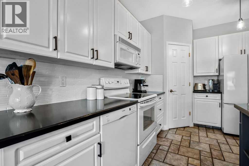 30 Prominence View Sw, Calgary, Alberta  T3H 3M8 - Photo 17 - A2281851