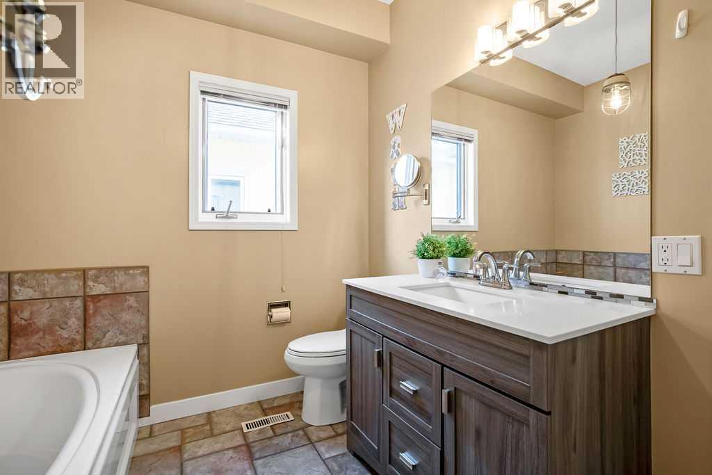 30 Prominence View Sw, Calgary, Alberta  T3H 3M8 - Photo 31 - A2281851