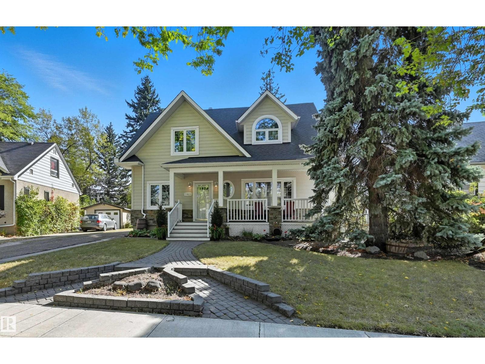 10915 62 AV NW, edmonton, Alberta