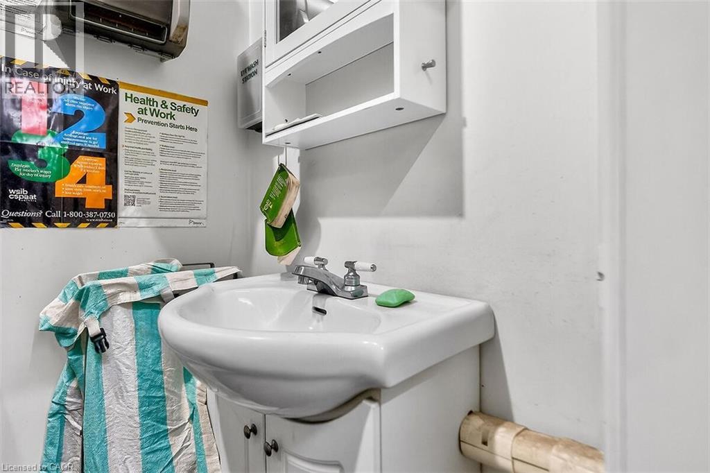 100 Stapleton Avenue, Hamilton, Ontario  L8H 3N8 - Photo 38 - 40809929