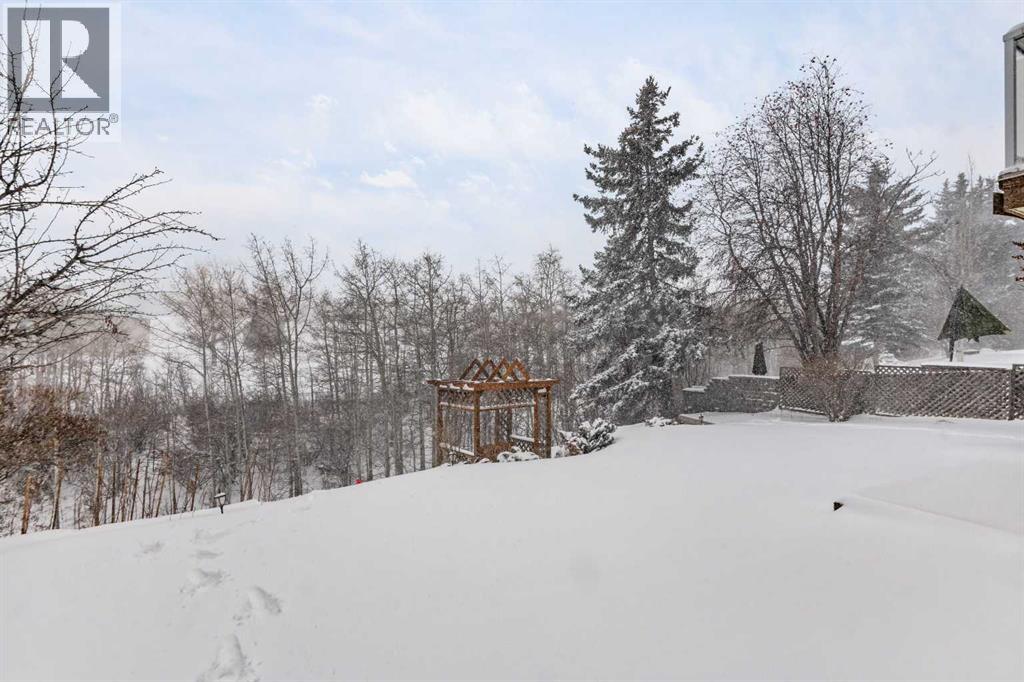 124 Strathbury Circle Sw, Calgary, Alberta  T3H 1P9 - Photo 46 - A2289958