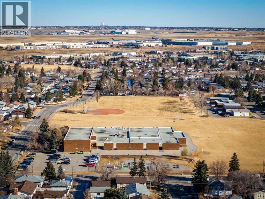 256 Huntridge Road Ne, Calgary, Alberta  T2K 4B6 - Photo 44 - A2290190