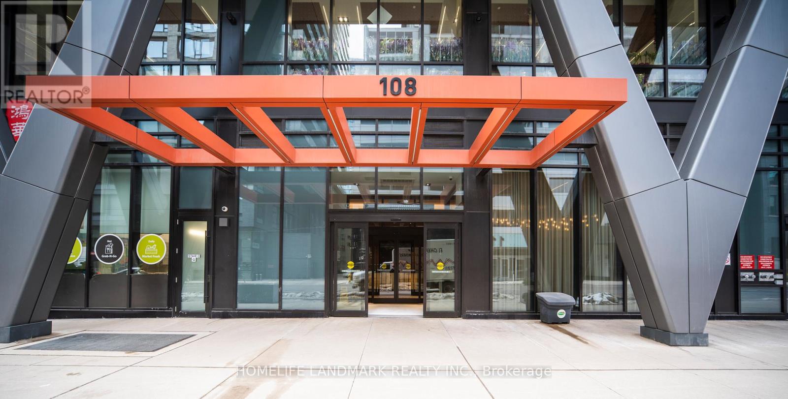 1703 - 108 Peter Street, Toronto, Ontario  M5V 0W2 - Photo 2 - C12849900