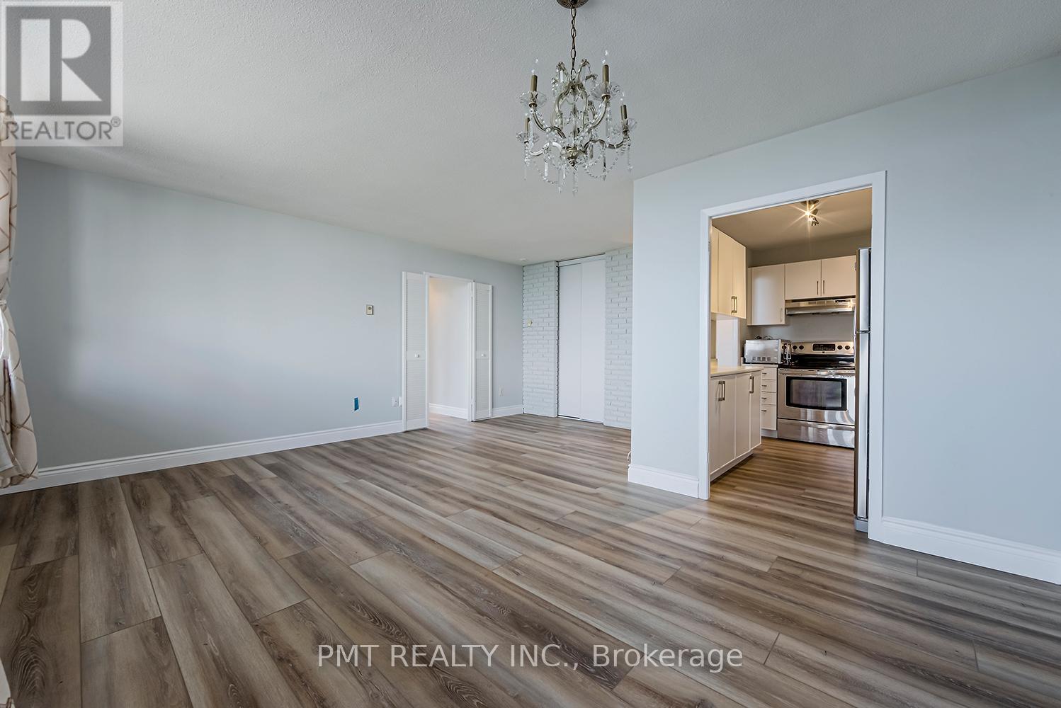 2802 - 40 Homewood Avenue, Toronto, Ontario  M4Y 2K2 - Photo 10 - C12849992