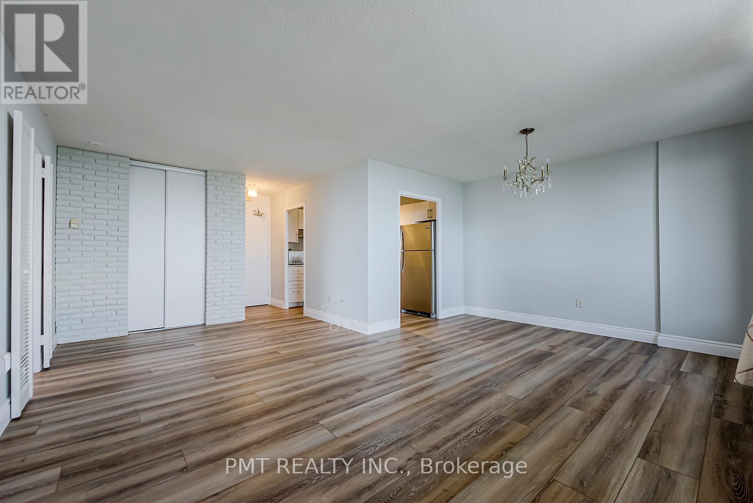 2802 - 40 Homewood Avenue, Toronto, Ontario  M4Y 2K2 - Photo 11 - C12849992