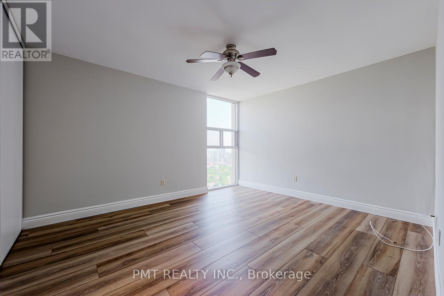 2802 - 40 Homewood Avenue, Toronto, Ontario  M4Y 2K2 - Photo 19 - C12849992