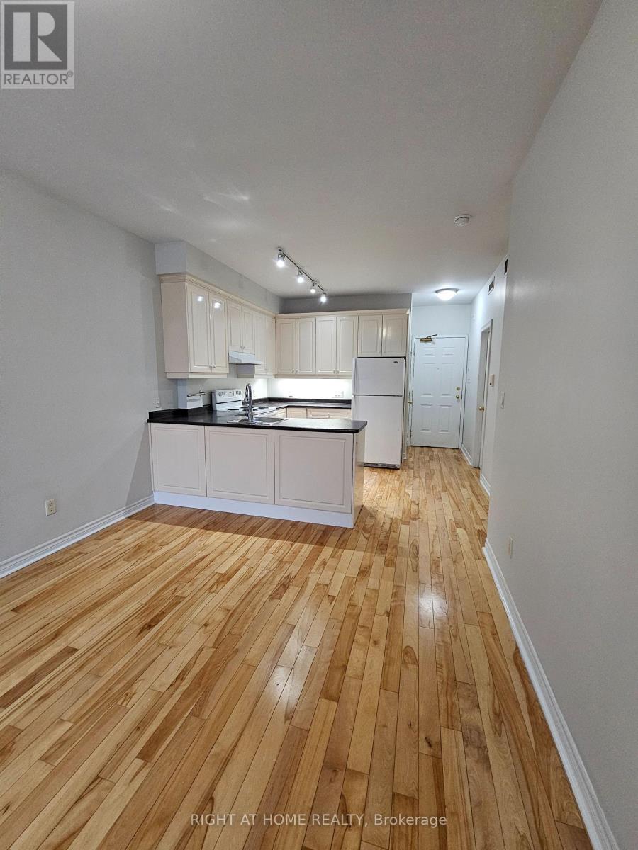 302 - 648a Yonge Street, Toronto, Ontario  M4Y 2A6 - Photo 11 - C12850034