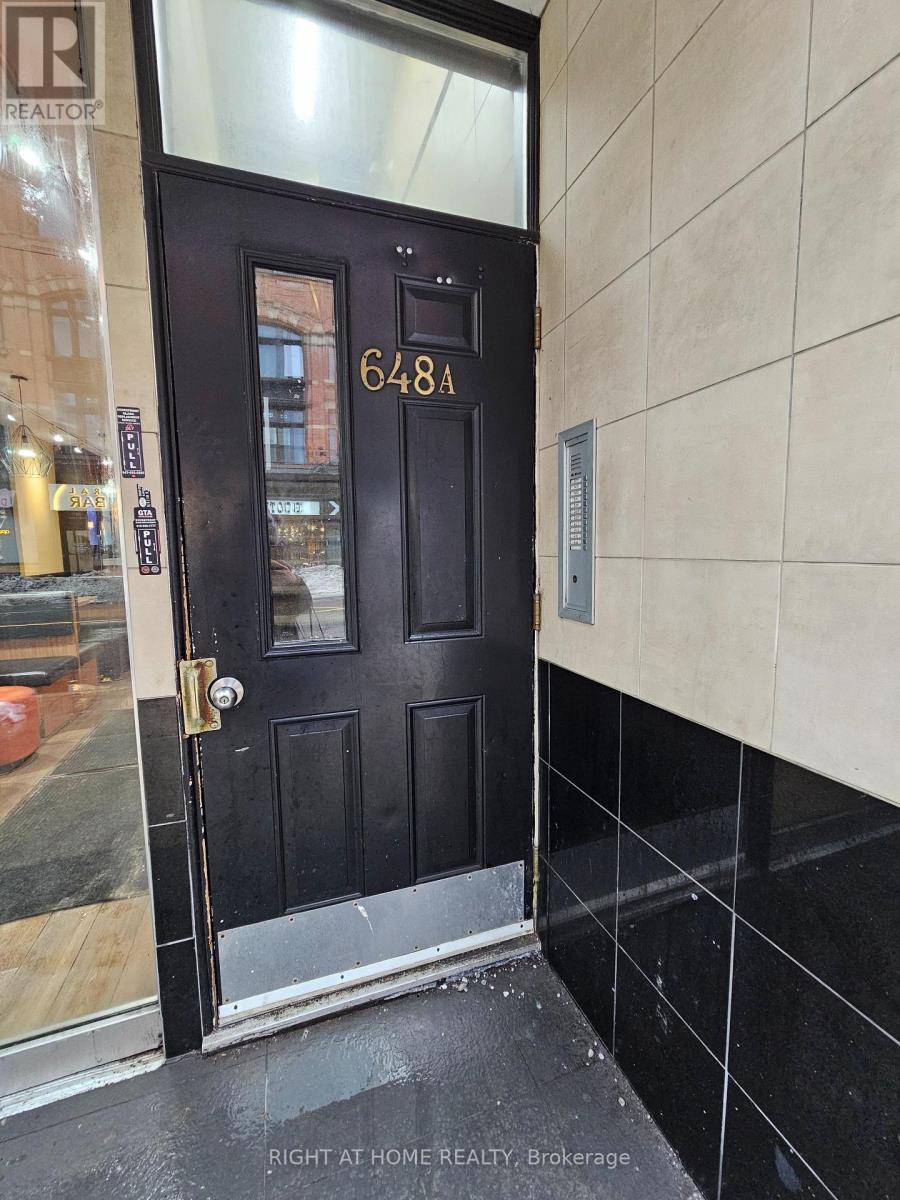 302 - 648a Yonge Street, Toronto, Ontario  M4Y 2A6 - Photo 2 - C12850034