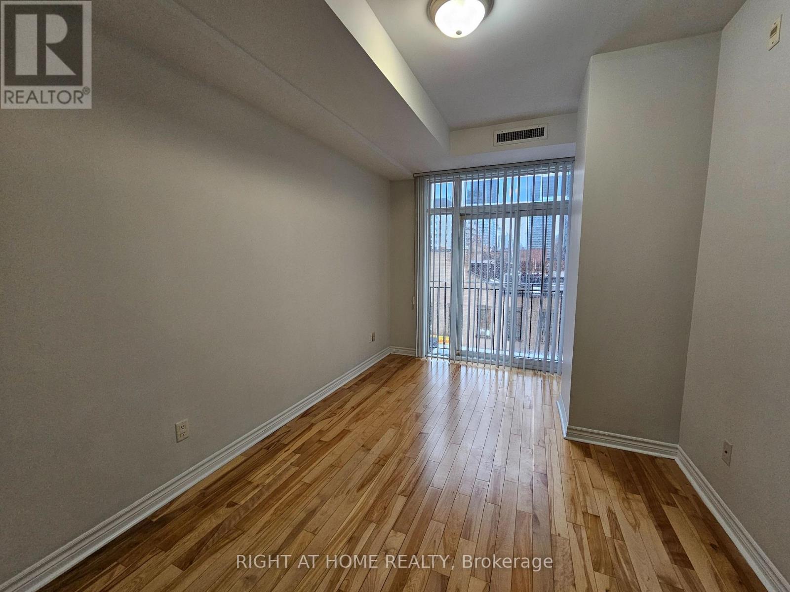 302 - 648a Yonge Street, Toronto, Ontario  M4Y 2A6 - Photo 22 - C12850034