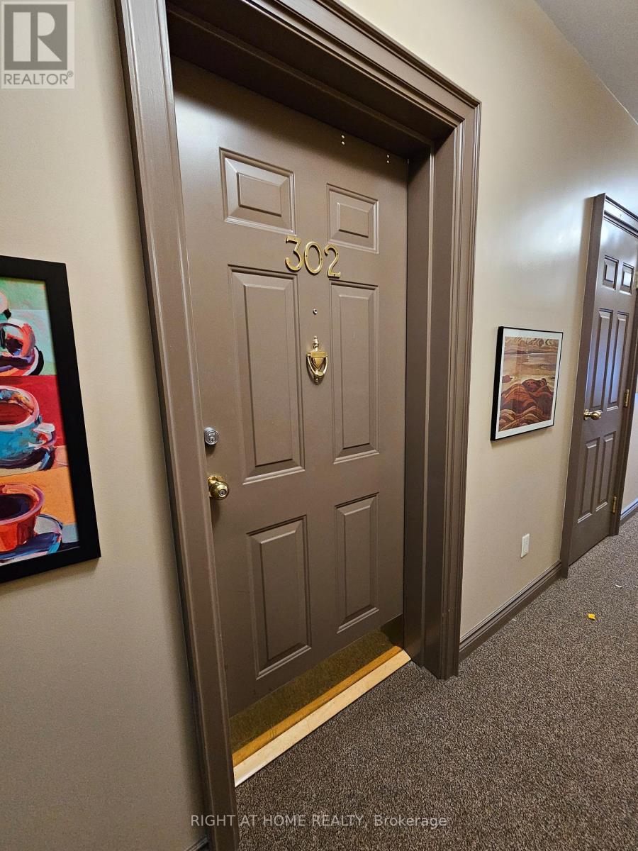 302 - 648a Yonge Street, Toronto, Ontario  M4Y 2A6 - Photo 27 - C12850034