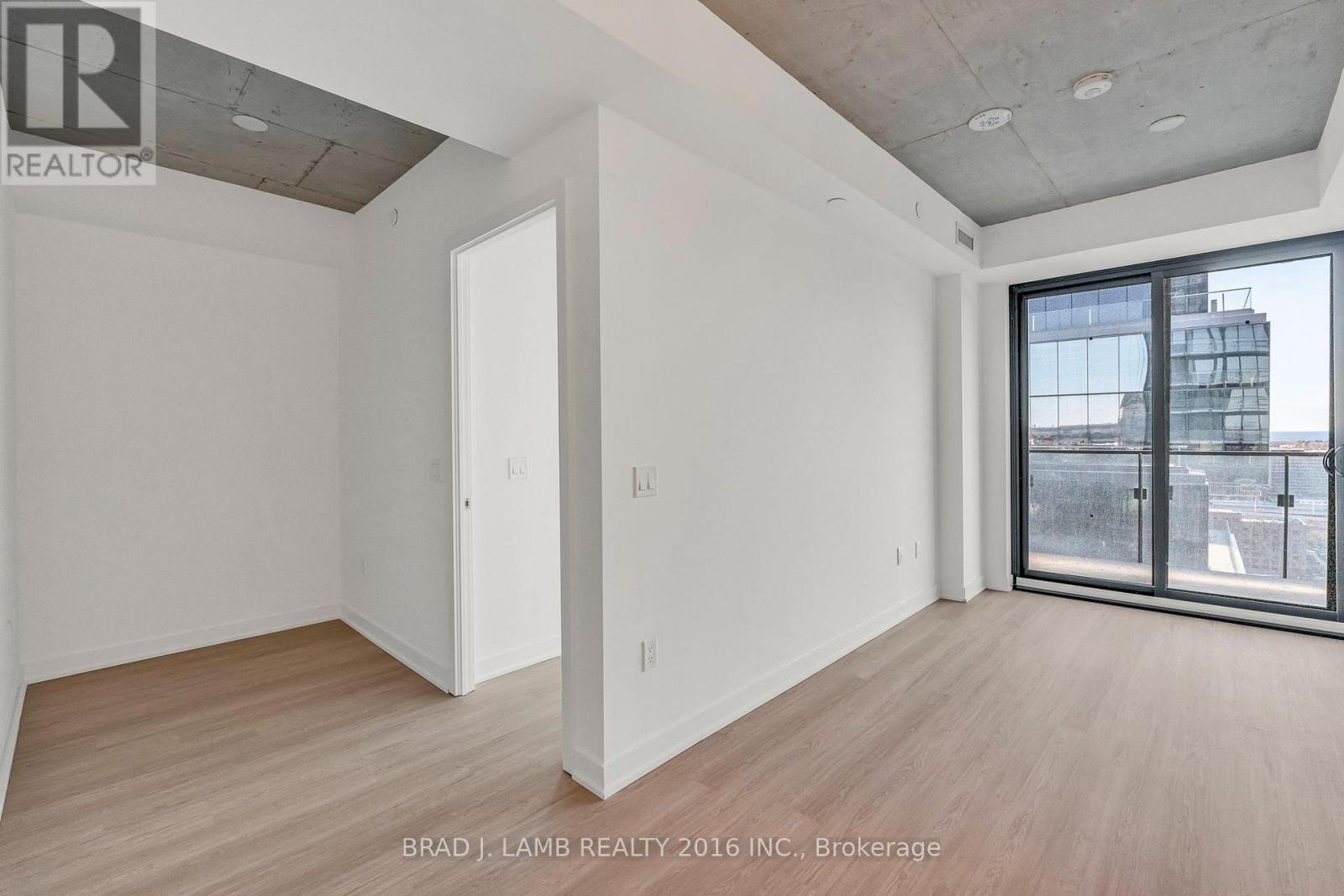 2002 - 284 King Street E, Toronto, Ontario  M5A 1K4 - Photo 7 - C12850082