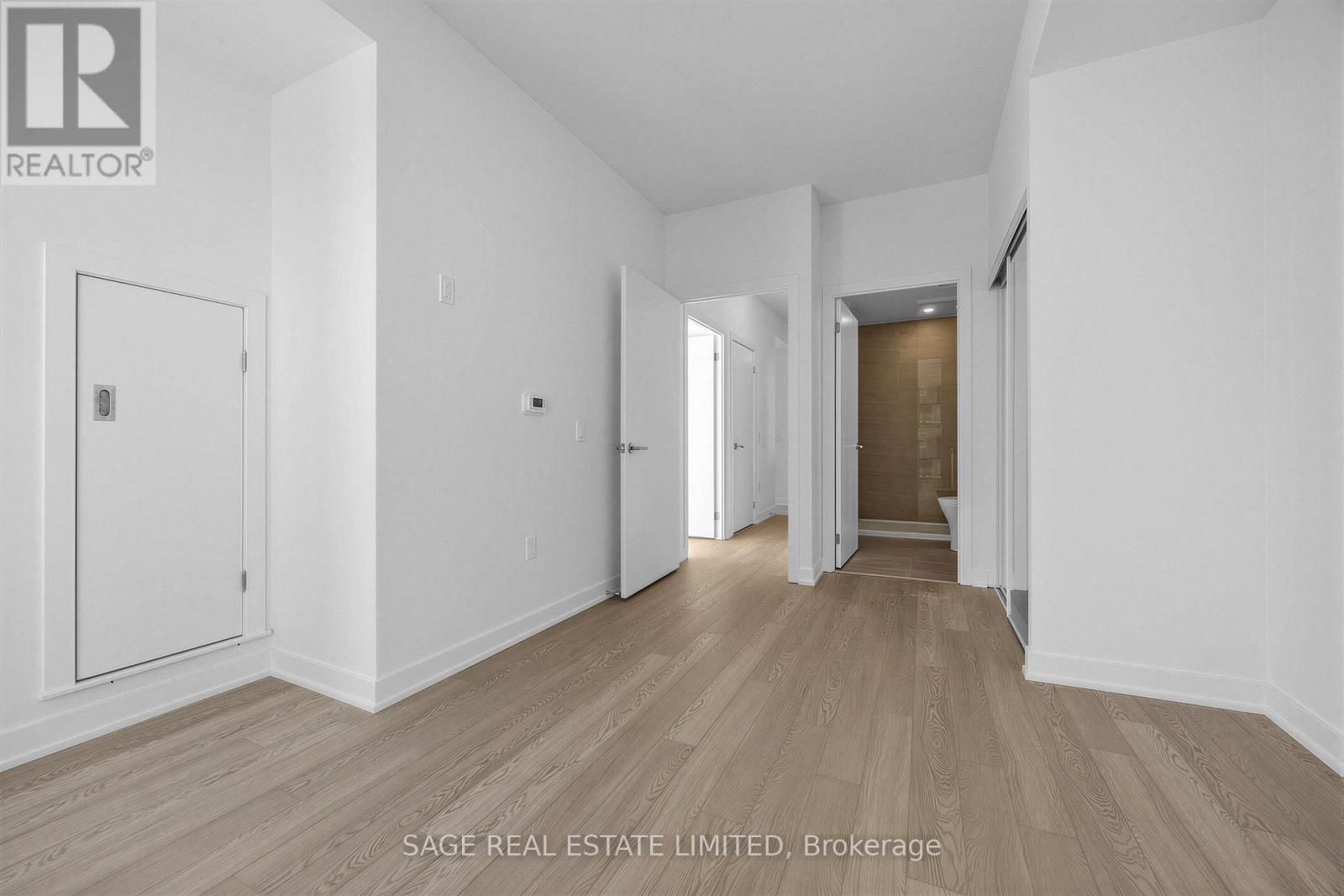 2002 - 1 Quarrington Lane, Toronto, Ontario  M3C 0S4 - Photo 18 - C12850090