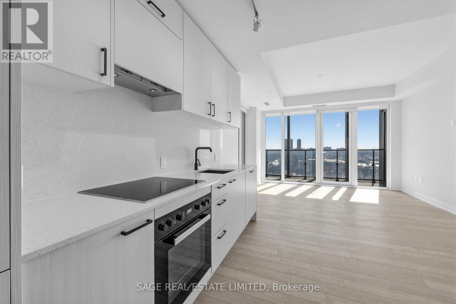 2002 - 1 Quarrington Lane, Toronto, Ontario  M3C 0S4 - Photo 4 - C12850090