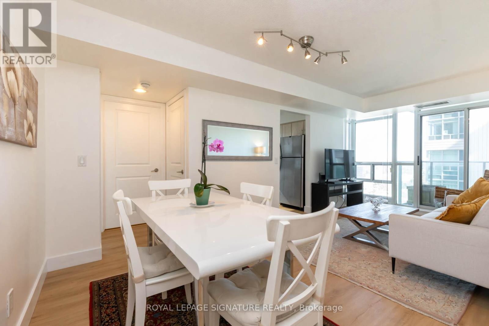 1910 - 31 Bales Avenue, Toronto, Ontario  M2N 7L6 - Photo 11 - C12850104