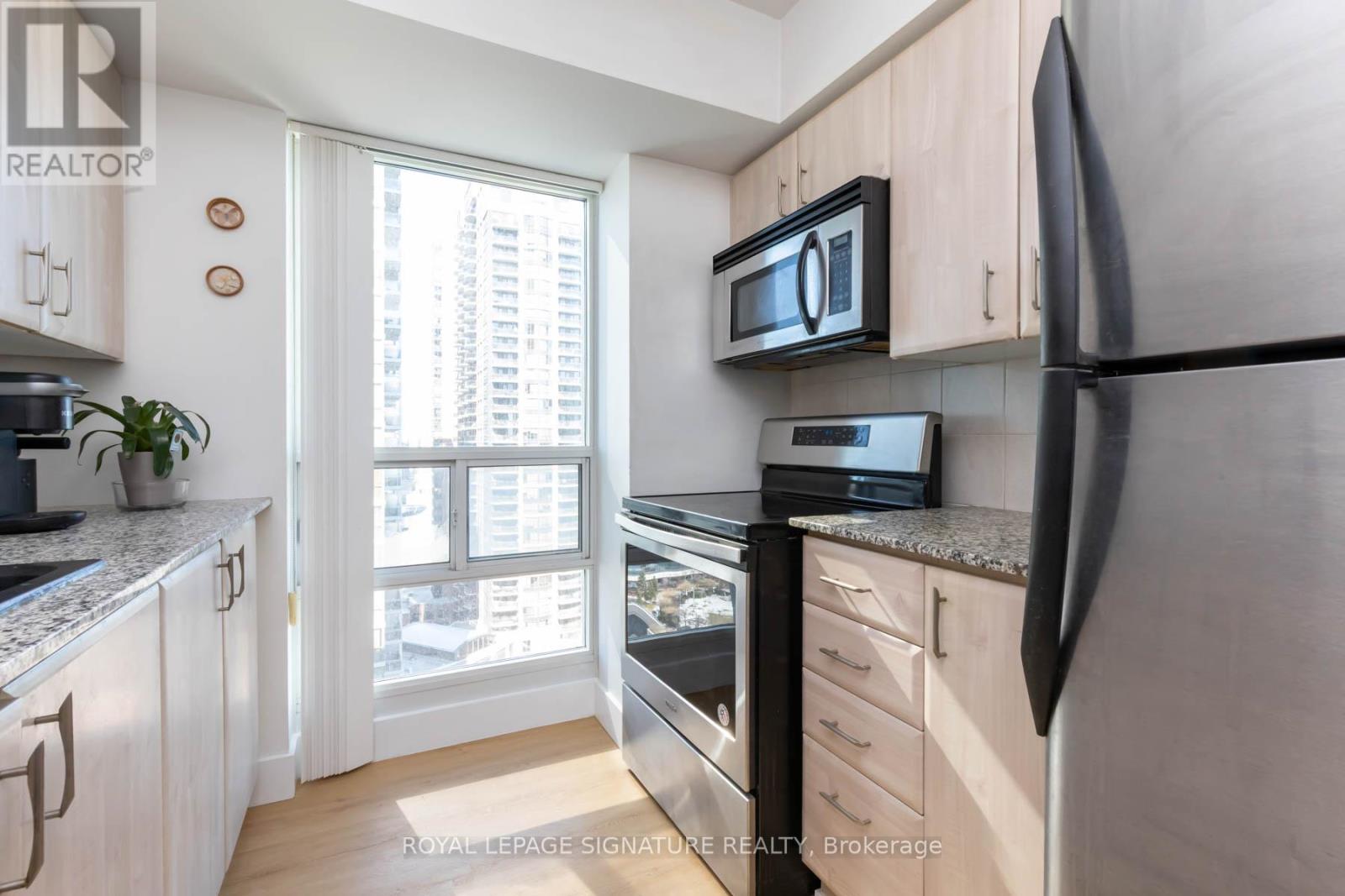 1910 - 31 Bales Avenue, Toronto, Ontario  M2N 7L6 - Photo 15 - C12850104