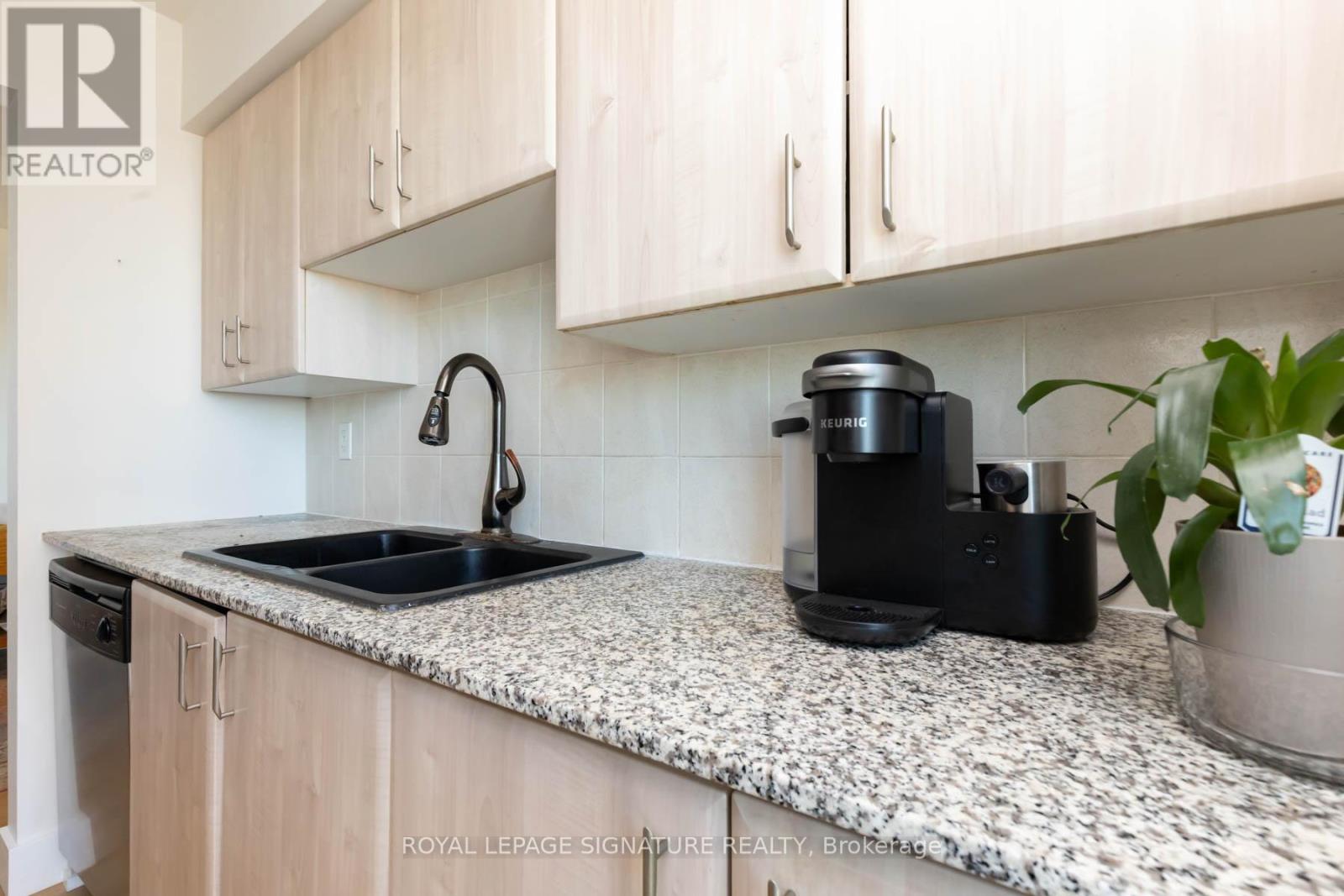 1910 - 31 Bales Avenue, Toronto, Ontario  M2N 7L6 - Photo 16 - C12850104