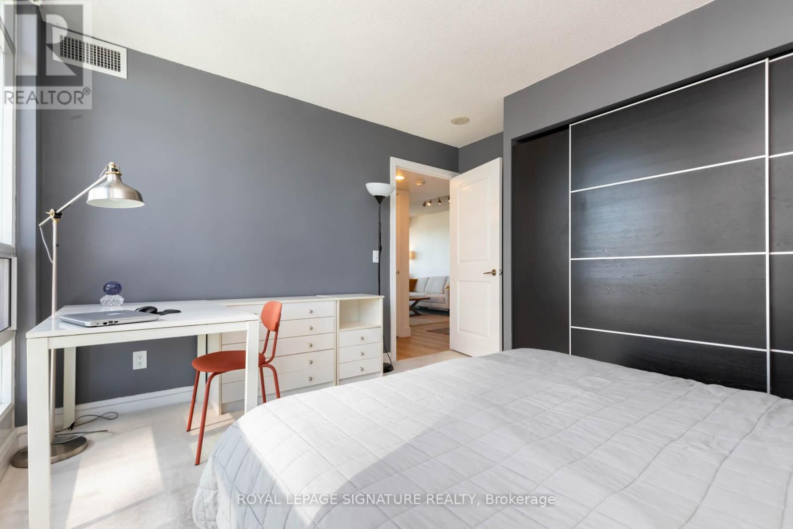 1910 - 31 Bales Avenue, Toronto, Ontario  M2N 7L6 - Photo 20 - C12850104