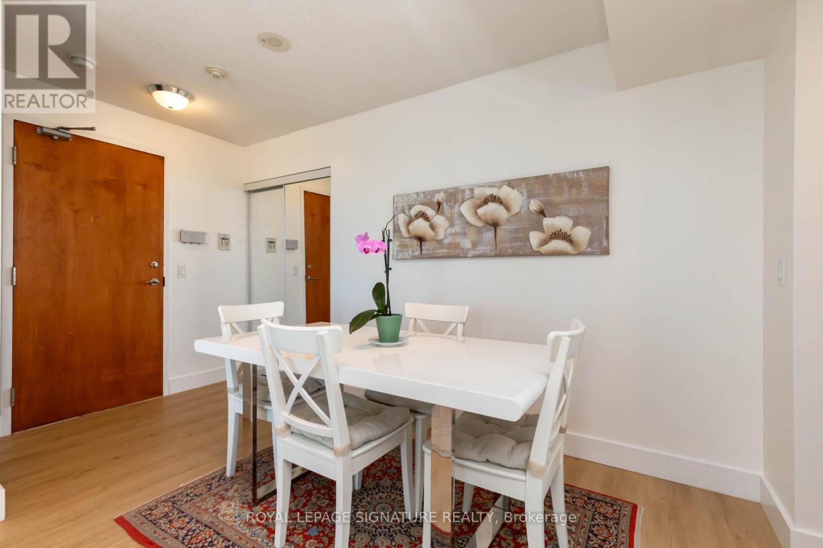 1910 - 31 Bales Avenue, Toronto, Ontario  M2N 7L6 - Photo 8 - C12850104