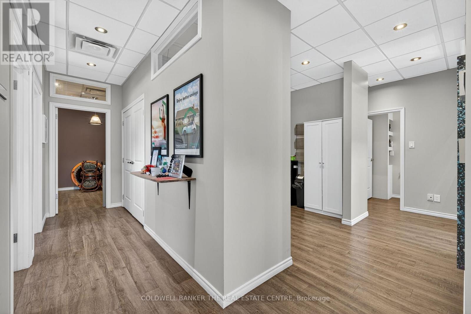 201 - 15 Harwood Avenue S, Ajax, Ontario  L1S 2B9 - Photo 11 - E12850098