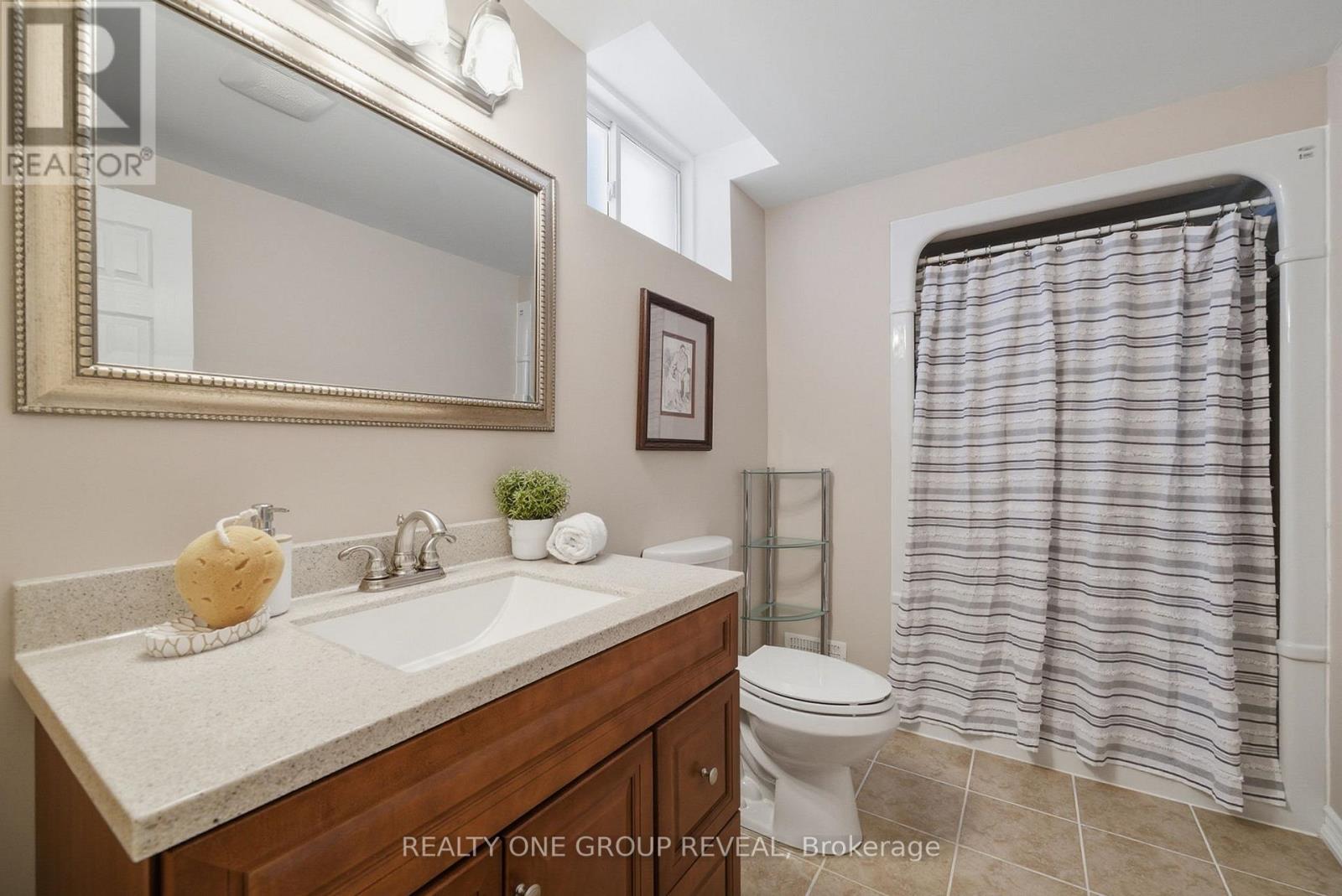 1737 Clearbrook Drive, Oshawa, Ontario  L1K 0C3 - Photo 39 - E12850110