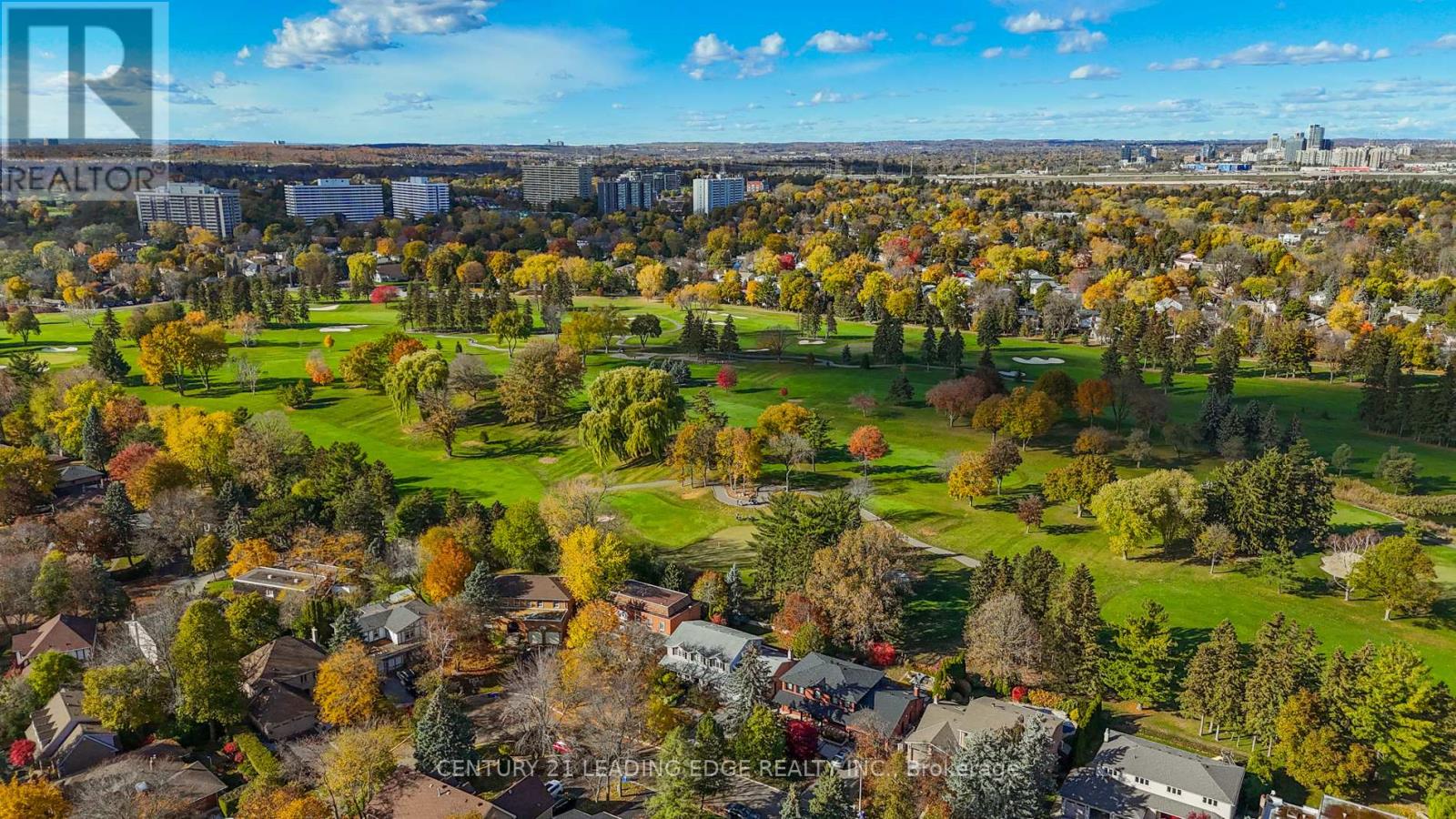 34 Forest Park Crescent, Markham, Ontario  L3T 2M7 - Photo 3 - N12849870