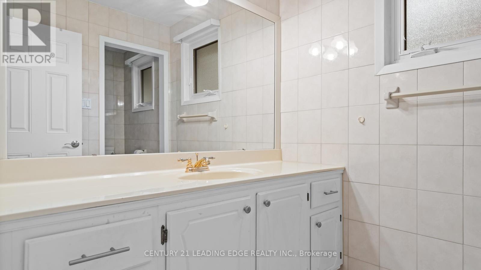 34 Forest Park Crescent, Markham, Ontario  L3T 2M7 - Photo 31 - N12849870