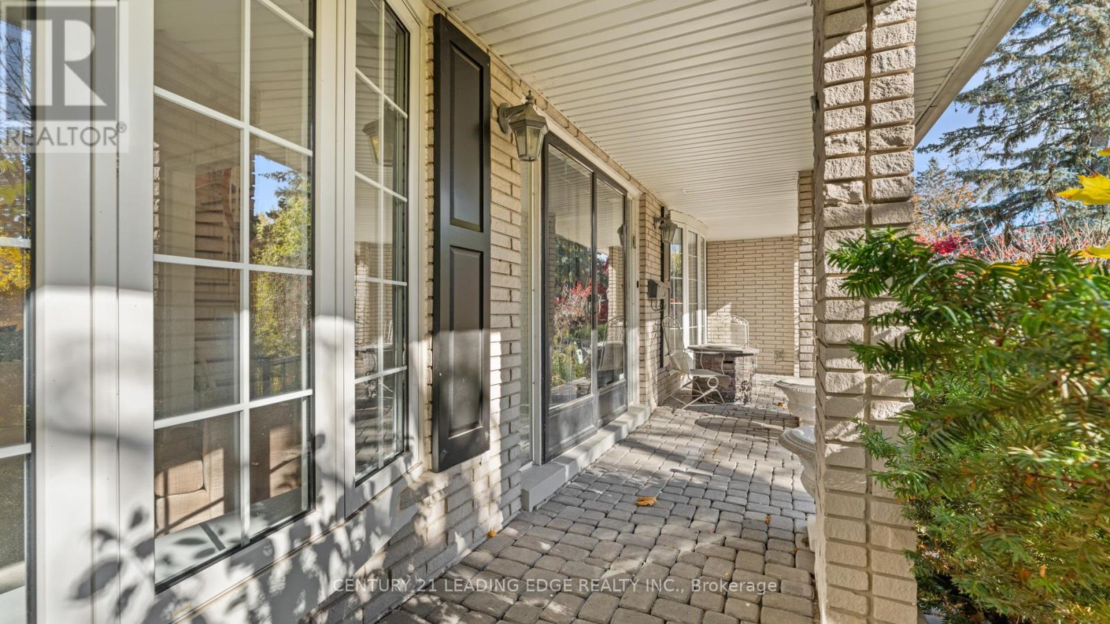 34 Forest Park Crescent, Markham, Ontario  L3T 2M7 - Photo 8 - N12849870