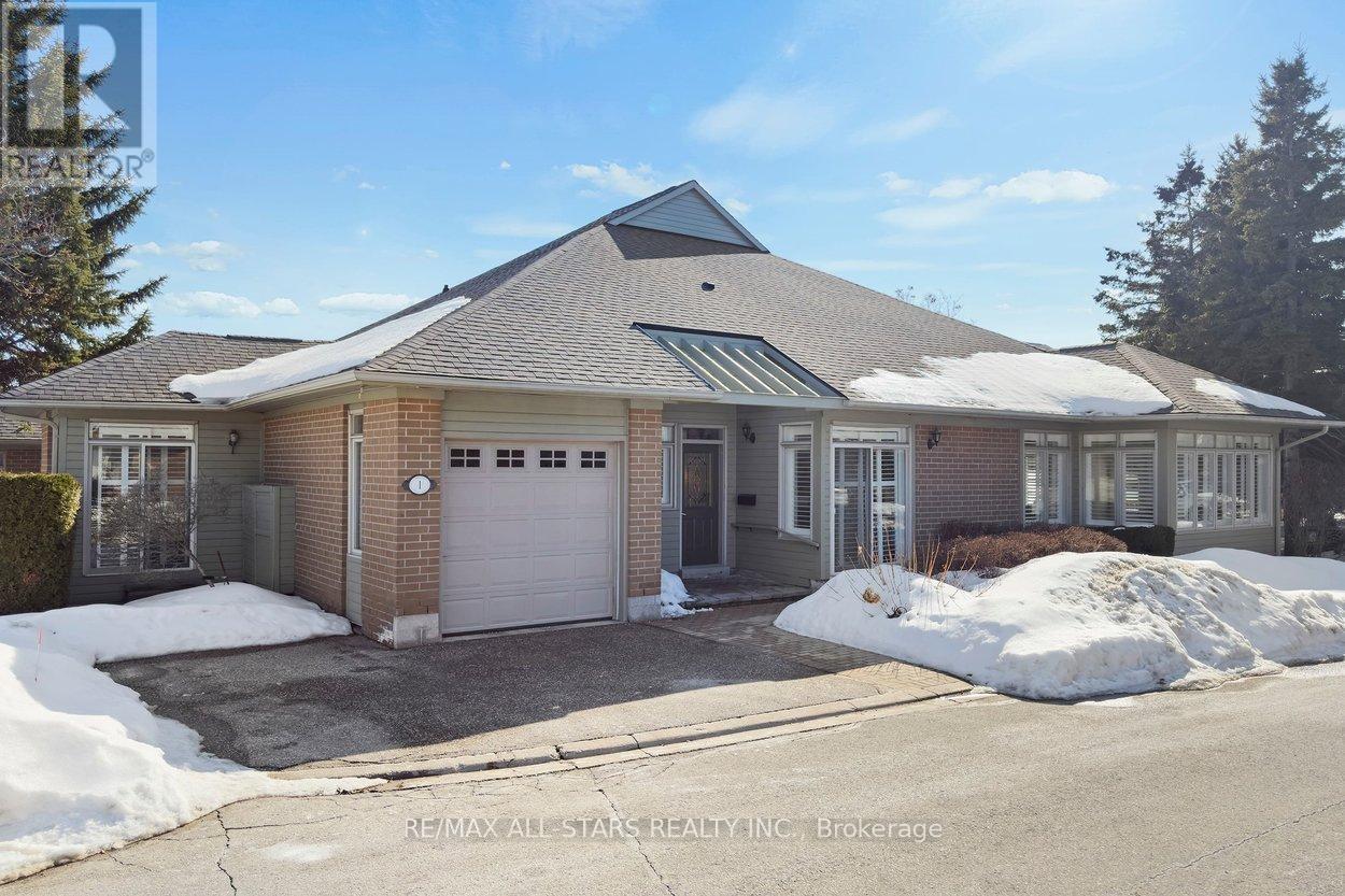 1 Christina Falls Way, Markham, Ontario  L6E 1B4 - Photo 2 - N12849934