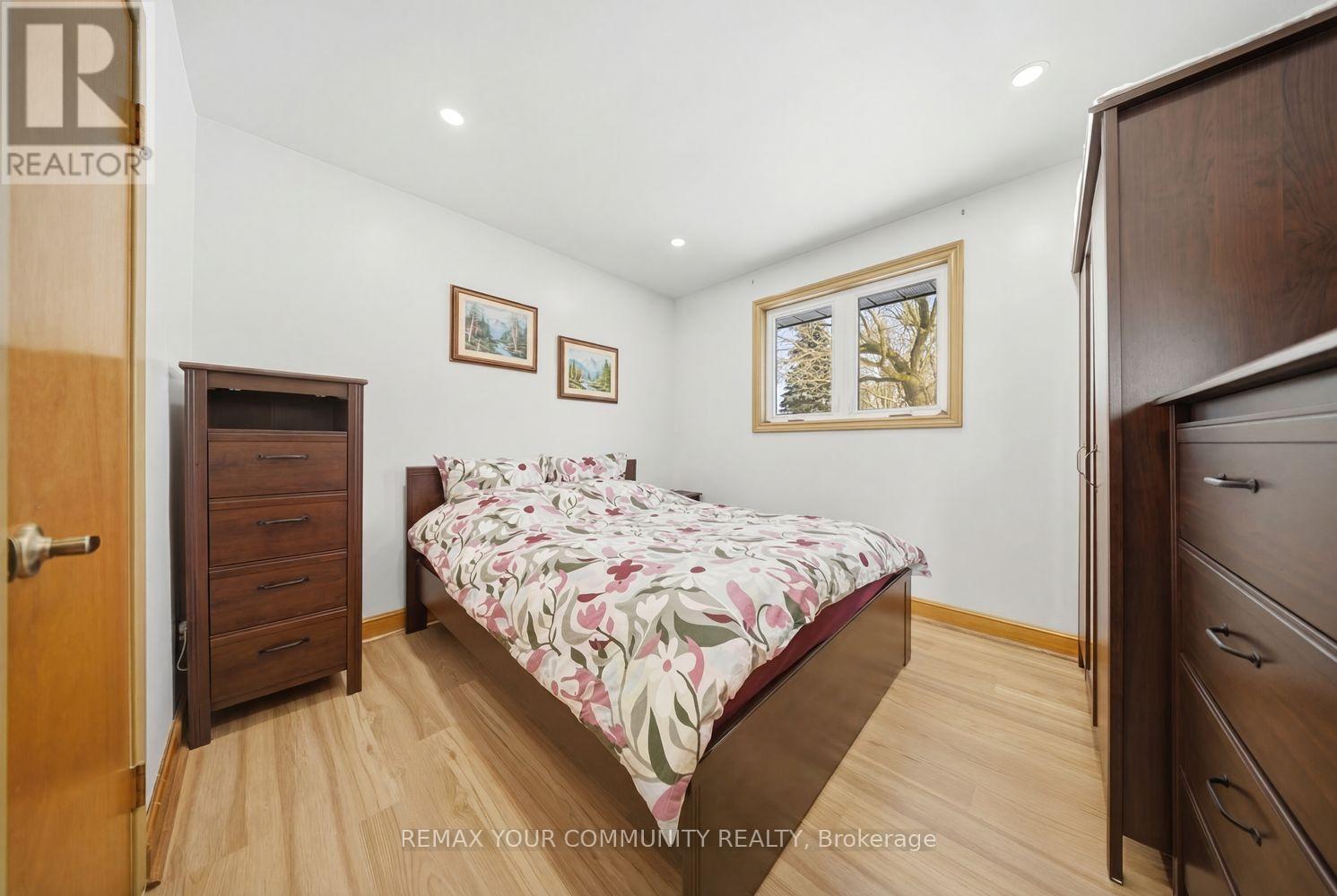 233 East Street, East Gwillimbury, Ontario  L9N 1K8 - Photo 19 - N12849936