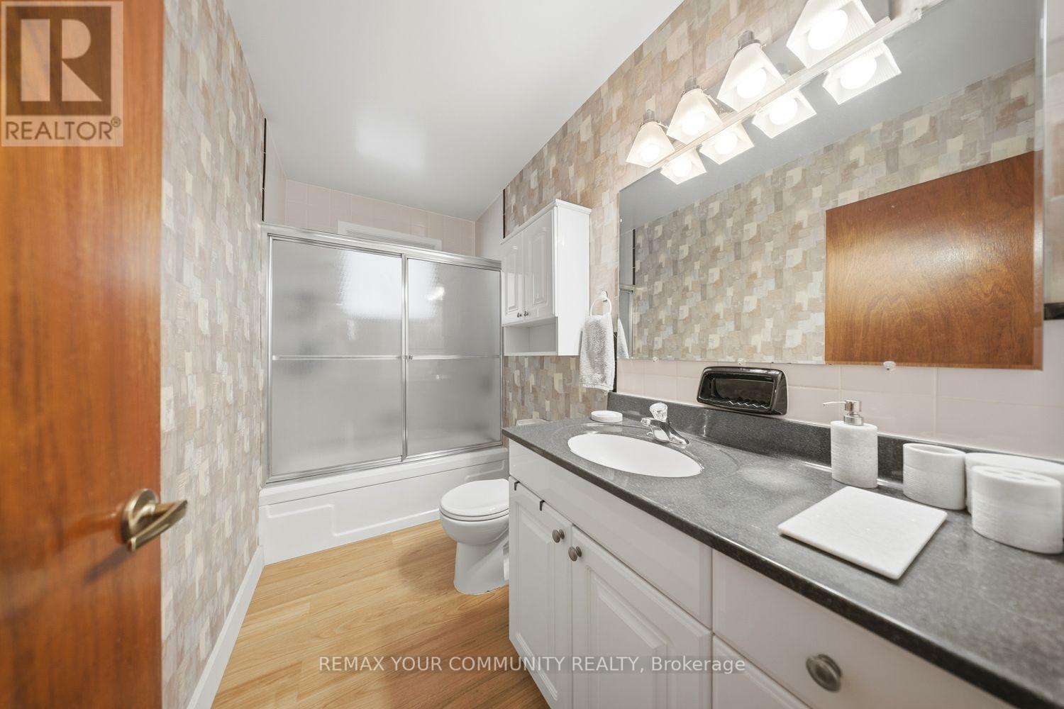 233 East Street, East Gwillimbury, Ontario  L9N 1K8 - Photo 31 - N12849936