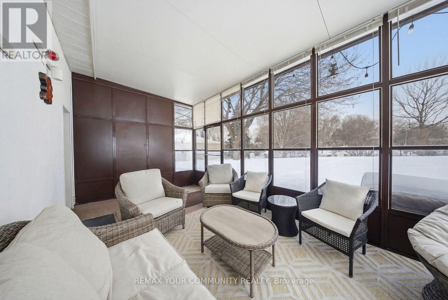 233 East Street, East Gwillimbury, Ontario  L9N 1K8 - Photo 45 - N12849936