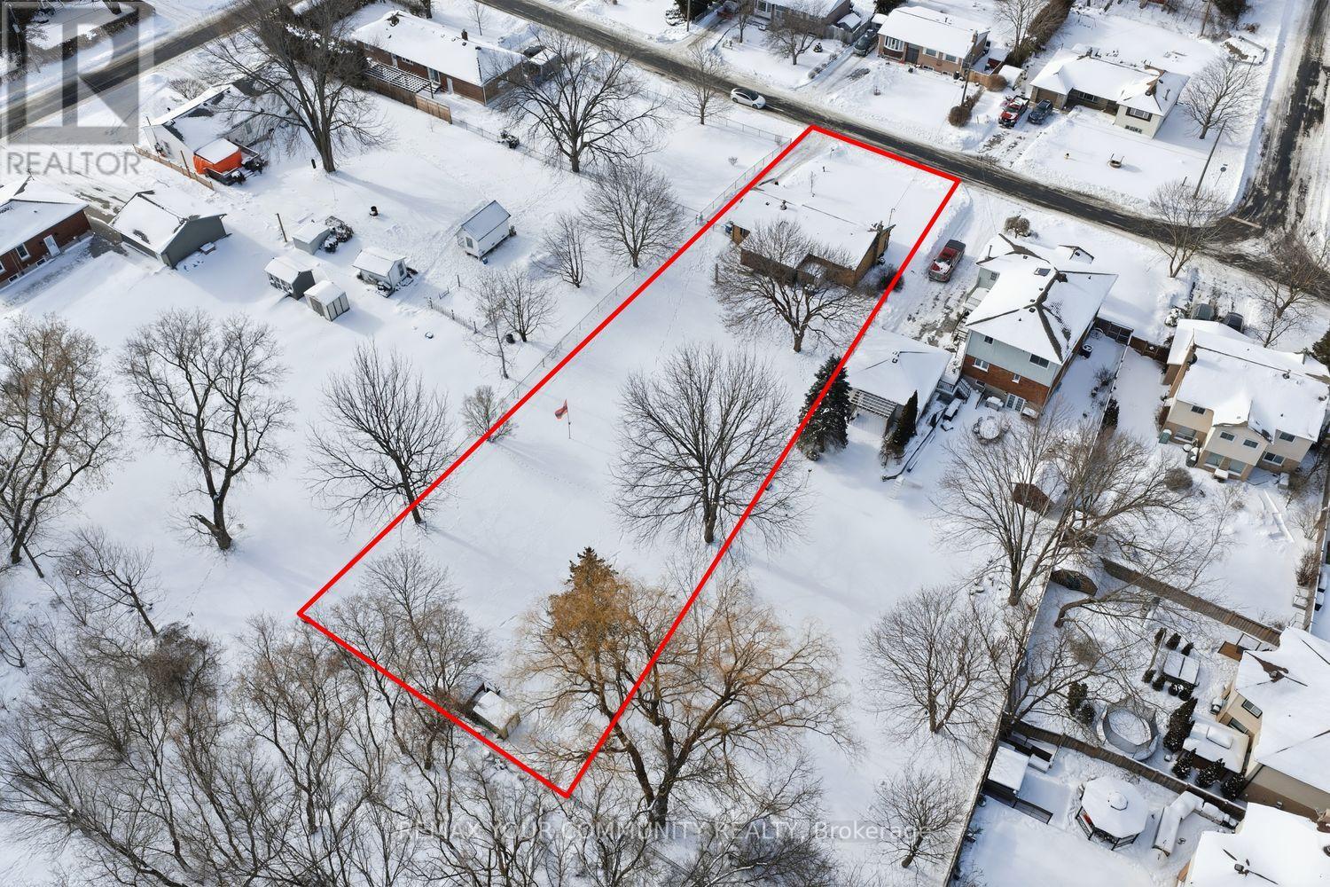 233 East Street, East Gwillimbury, Ontario  L9N 1K8 - Photo 48 - N12849936